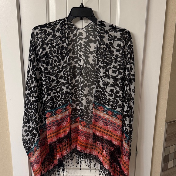 Tops - Floral Patterned Kimono with Fringe